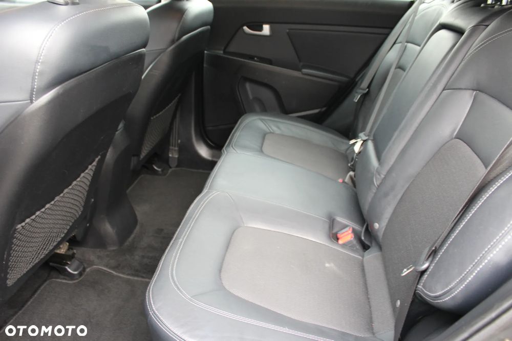 Kia Sportage 2.0 CVVT 2WD Automatik Spirit - 11