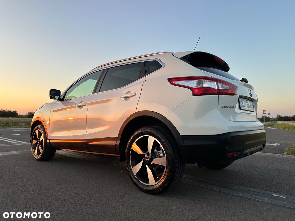 Nissan Qashqai 1.6 DIG-T Tekna - 6