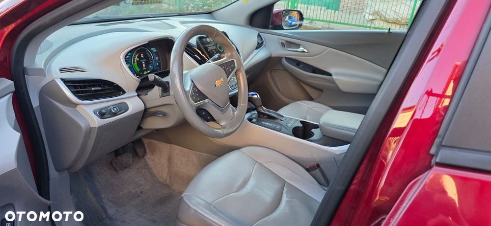 Chevrolet Volt - 11