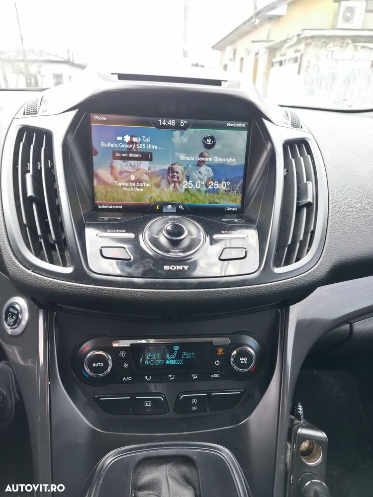 Ford Kuga 2.0 TDCi Powershift 4WD Titanium - 12