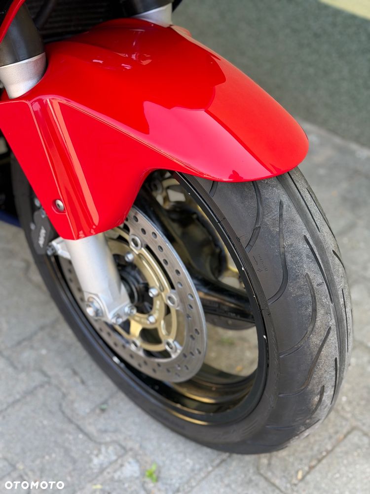Honda CBR - 3
