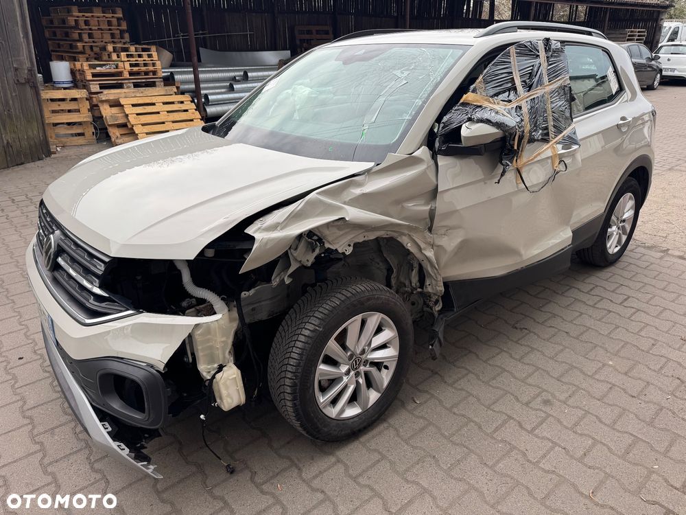 Volkswagen T-Cross - 21