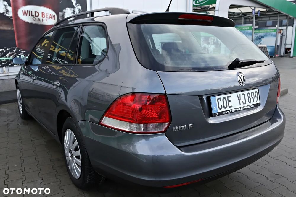 Volkswagen Golf - 21