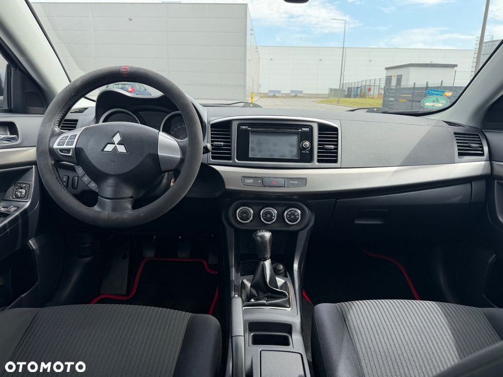 Mitsubishi Lancer - 9
