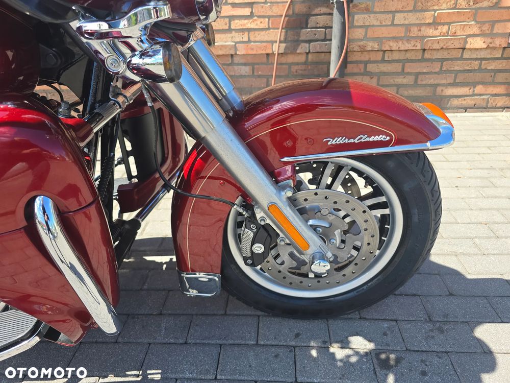 Harley-Davidson Street Glide Trike - 14