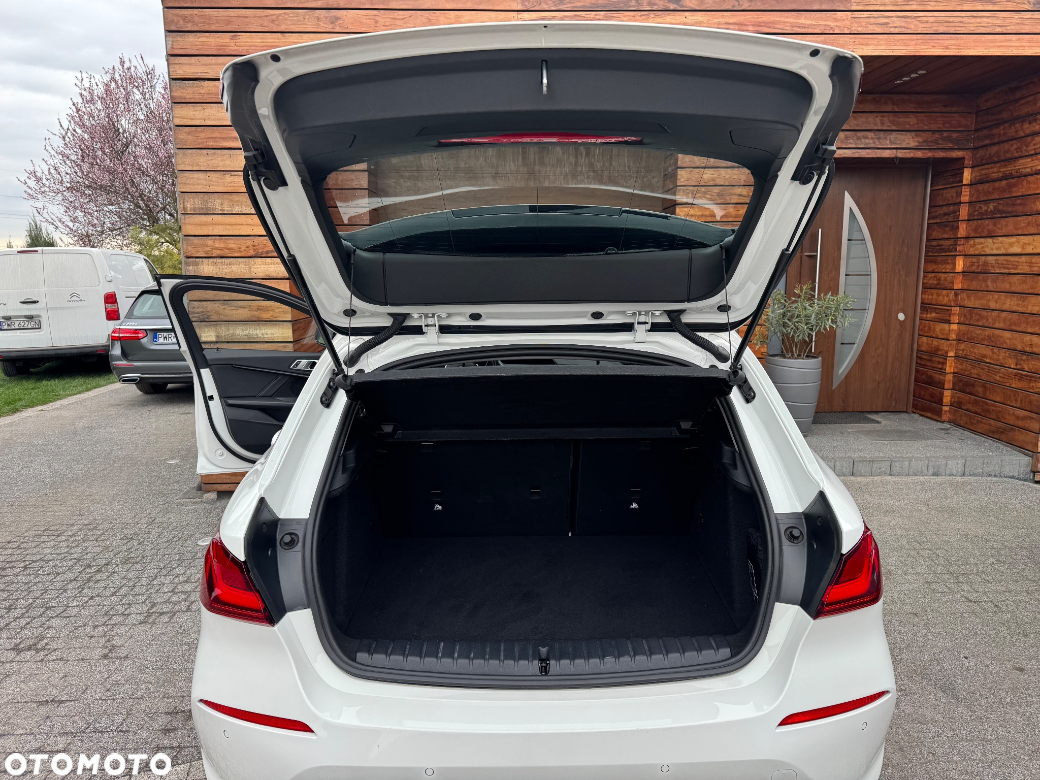 BMW Seria 1 118i Sport Line - 31
