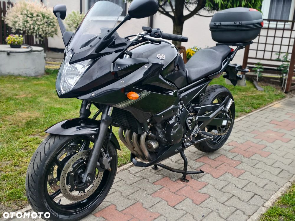 Yamaha XJ - 16