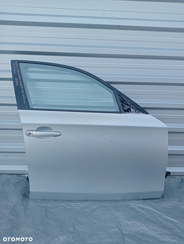 BMW E87 DRZWI 354 TITANSILBER