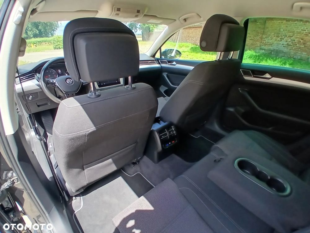 Volkswagen Passat 1.8 TSI BMT Comfortline DSG - 18