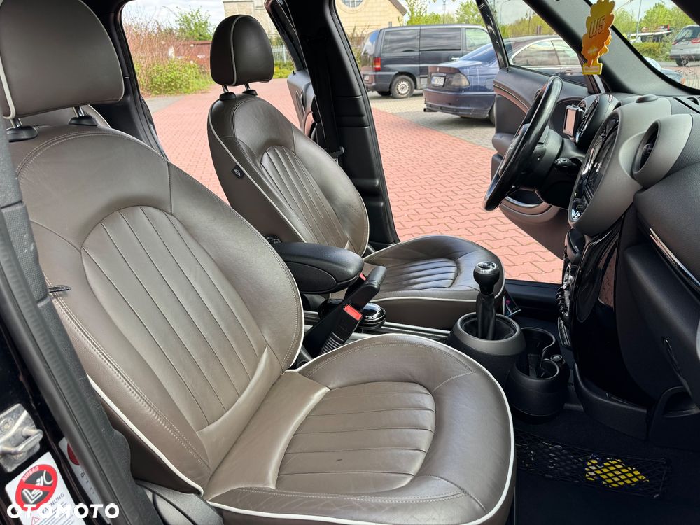 MINI Countryman Cooper SD ALL4 - 32