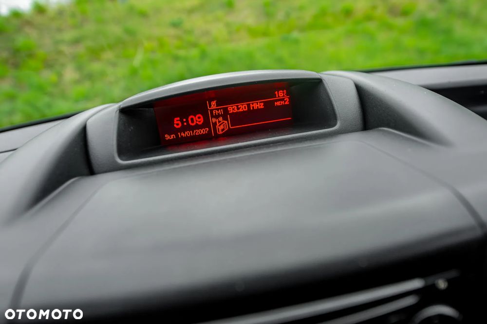 Peugeot Partner BlueHDi 100 Stop&Start Active - 26
