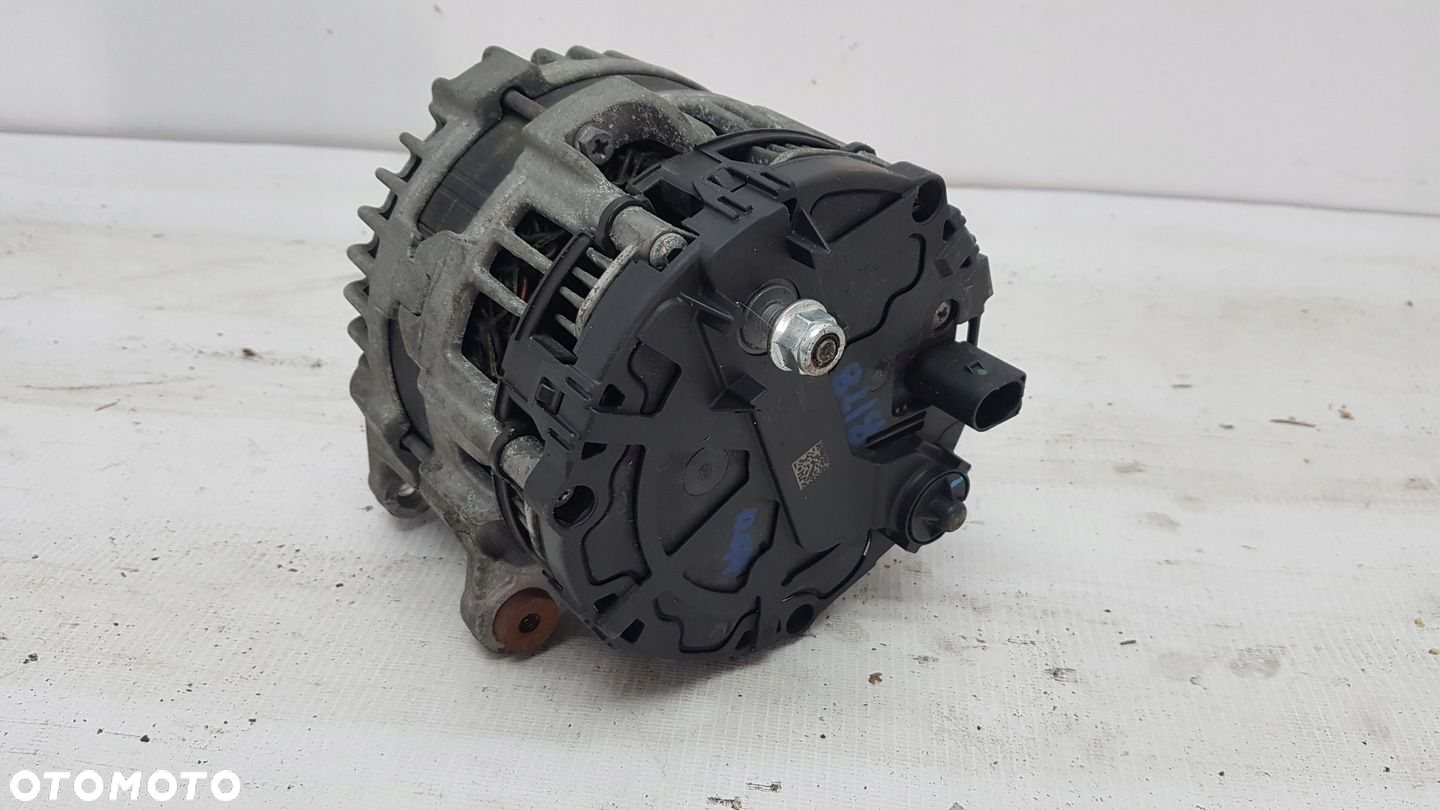 MERCEDES A KLASA CLA B W177 W247 ALTERNATOR - 2