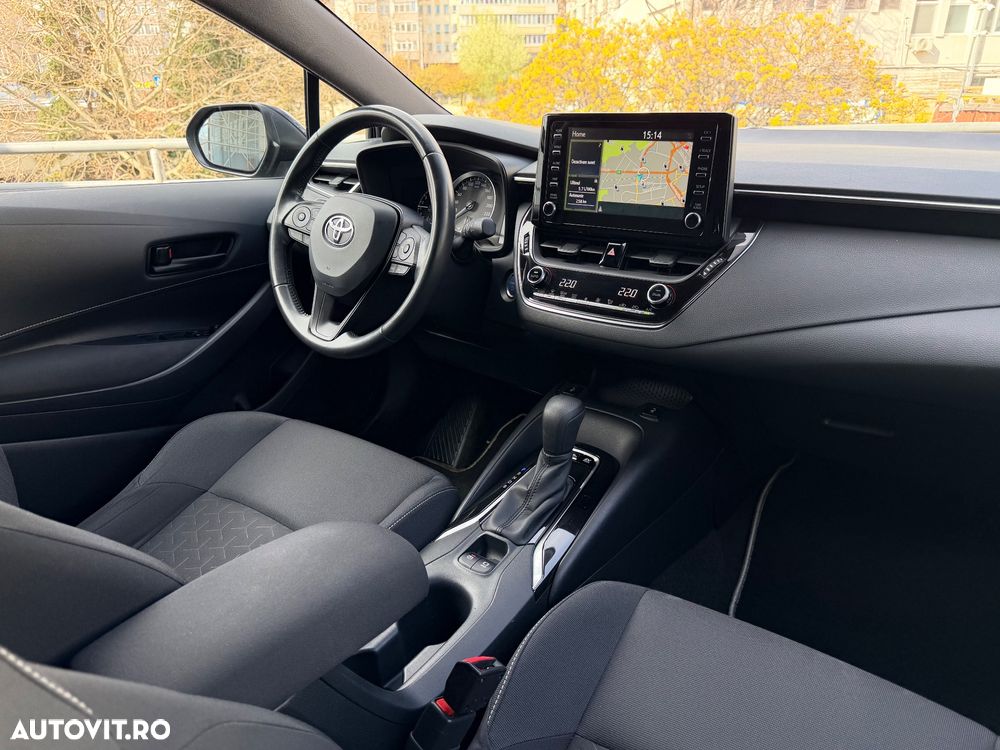 Toyota Corolla 1.8 HSD Business - 15