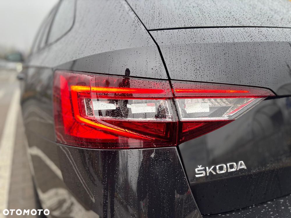 Skoda Superb 2.0 TDI 4x4 DSG SportLine - 26