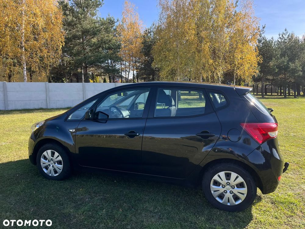 Hyundai ix20 1.4 Trend - 16