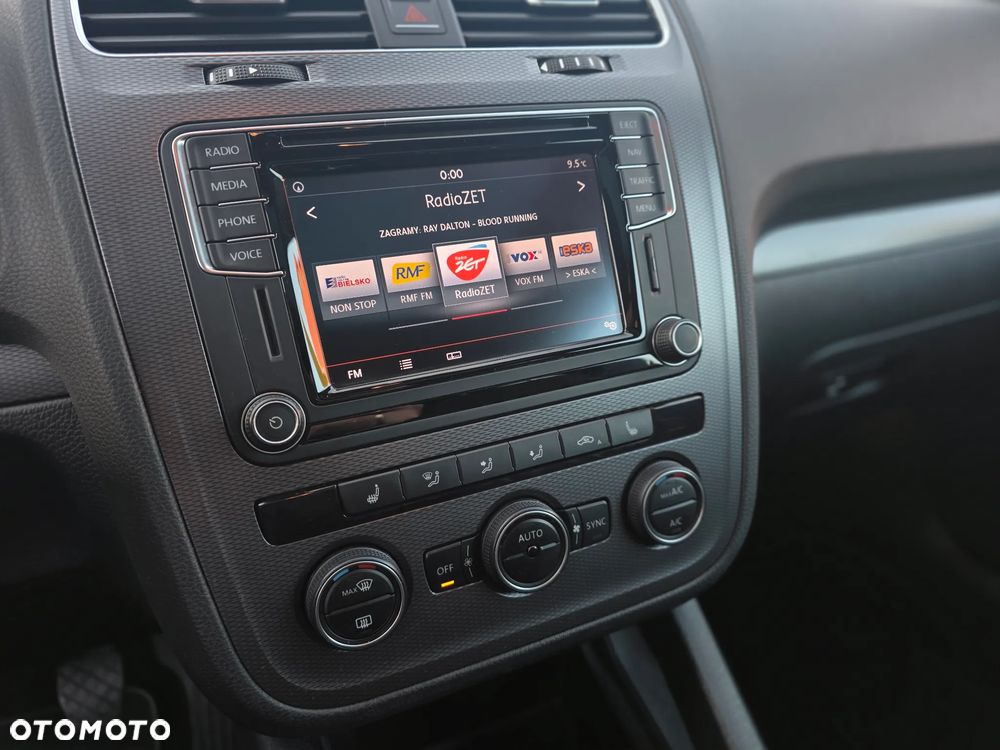 Volkswagen Scirocco 1.4 TSI BlueMotion Technology Club - 24