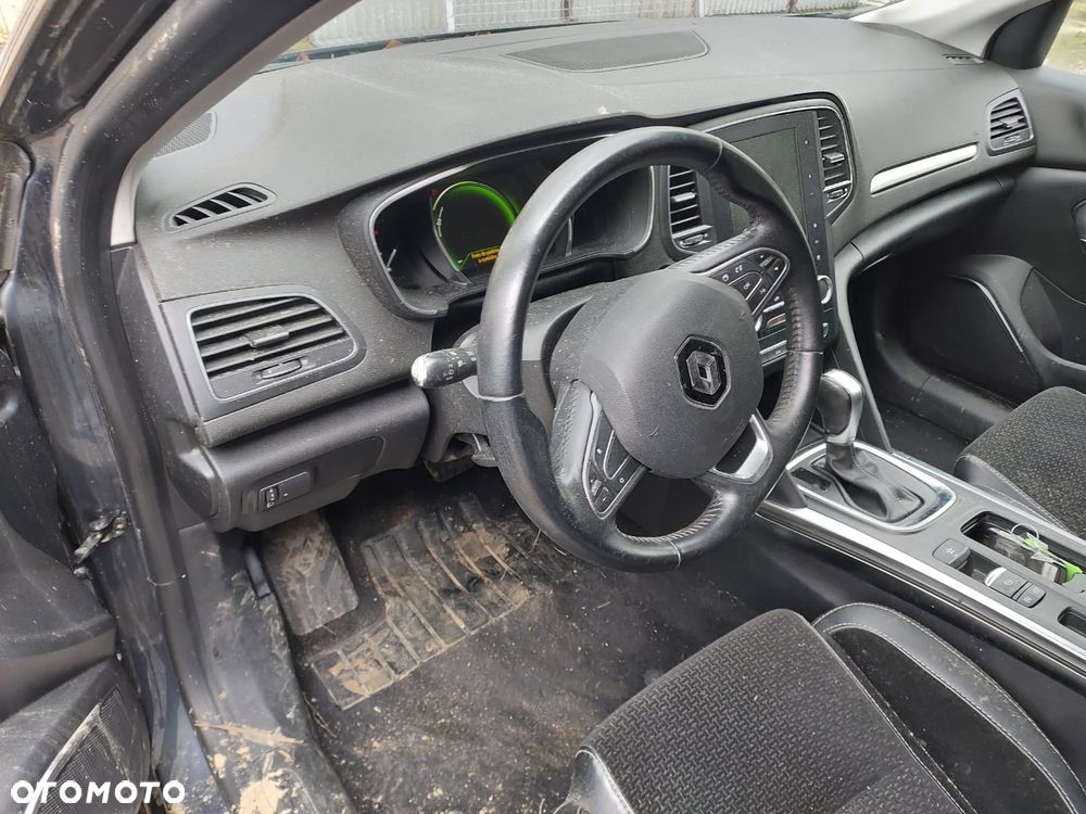 Renault Megane ENERGY dCi 110 EDC INTENS - 13
