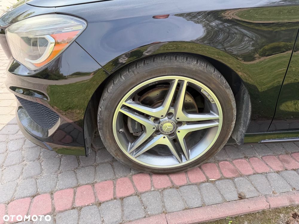 Mercedes-Benz CLA 250 7G-DCT AMG Line - 10