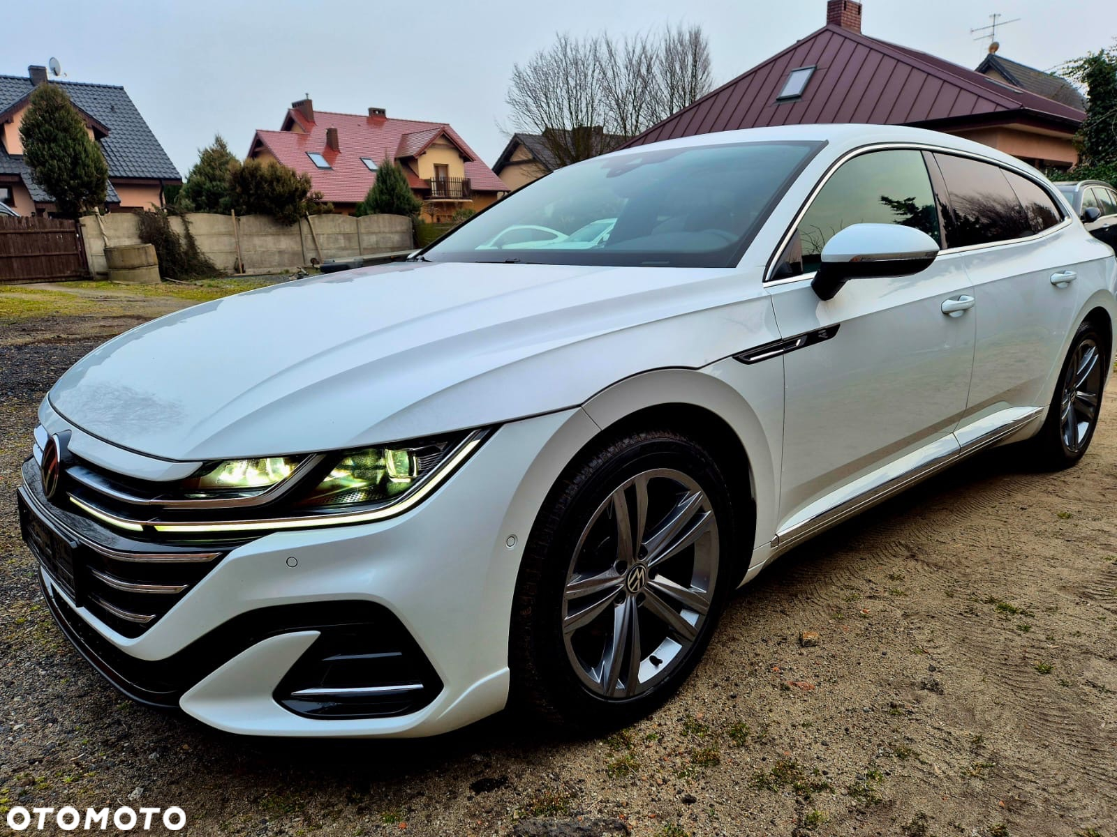 Volkswagen Arteon Shooting Brake 2.0 TDI SCR DSG R-Line - 19