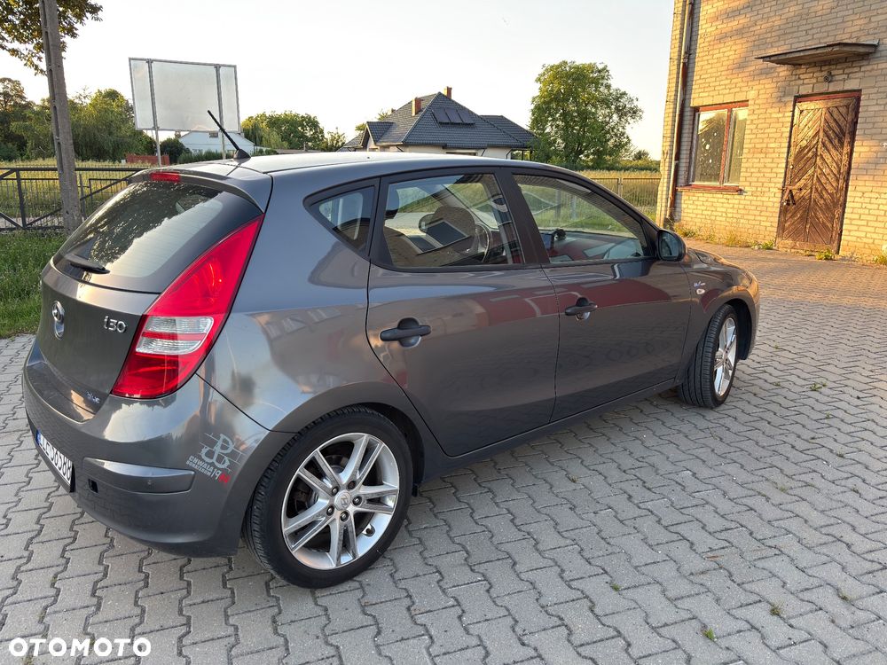 Hyundai i30 1.4 Classic - 6