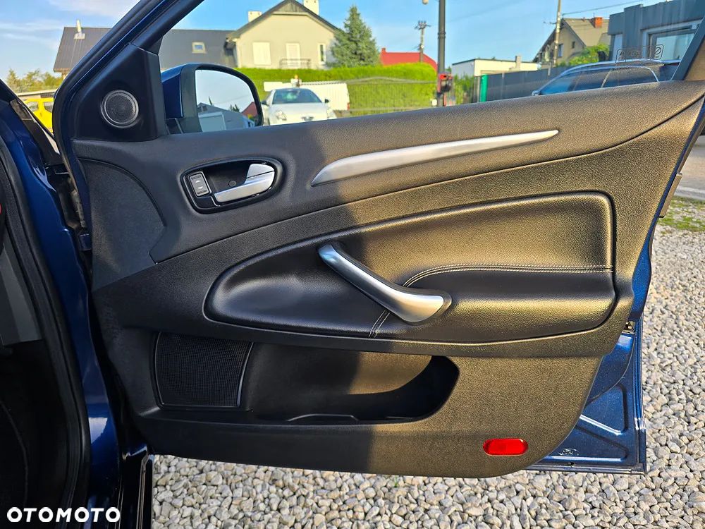 Ford Mondeo SW 2.0 TDCi Platinium X Plus (Titanium) - 19