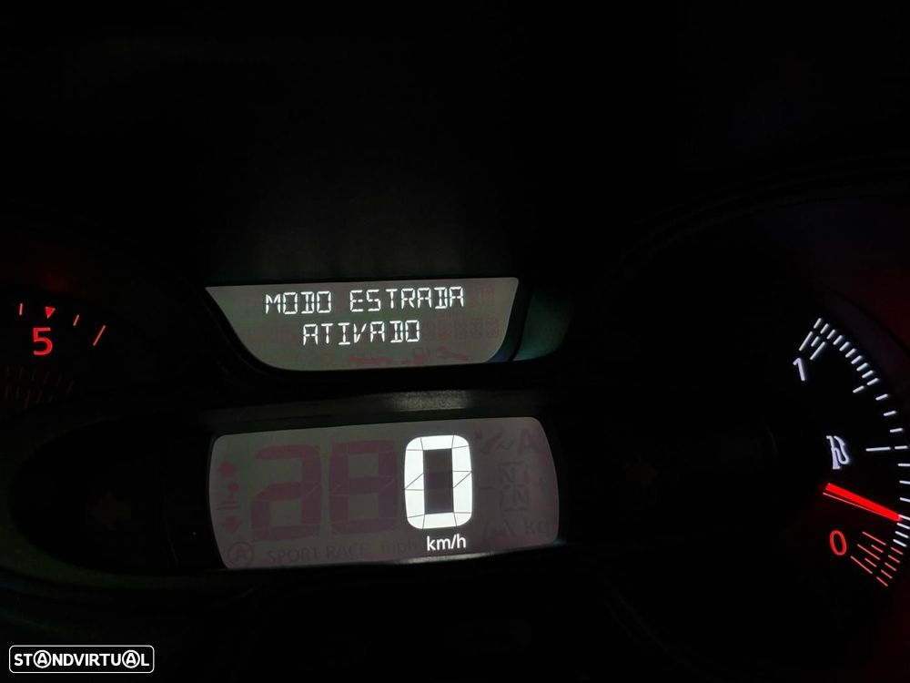 Renault Trafic 1.6 dCi L2H1 1.2T SS - 17