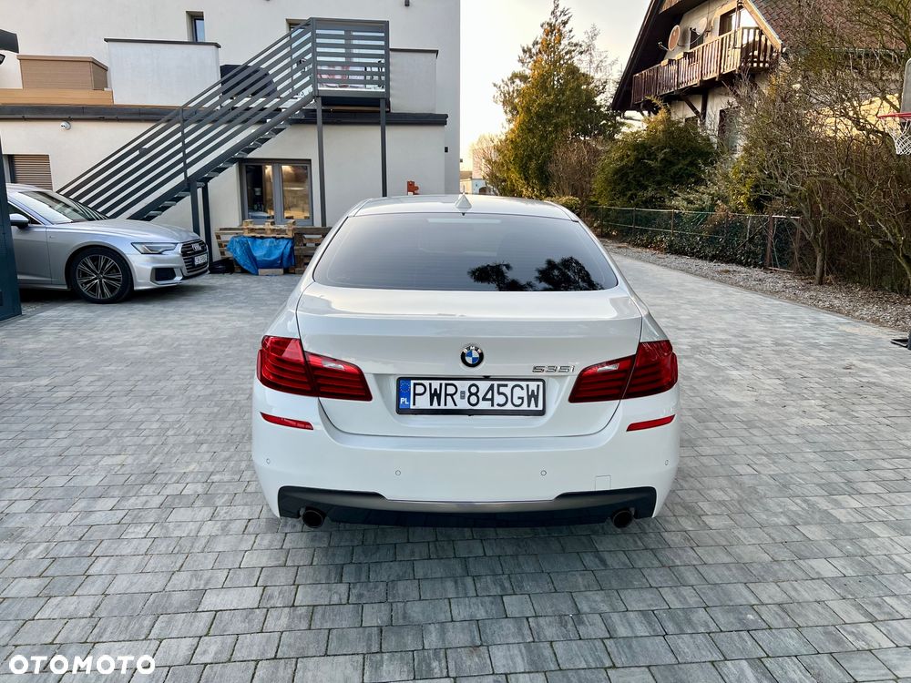 BMW Seria 5 535i - 7