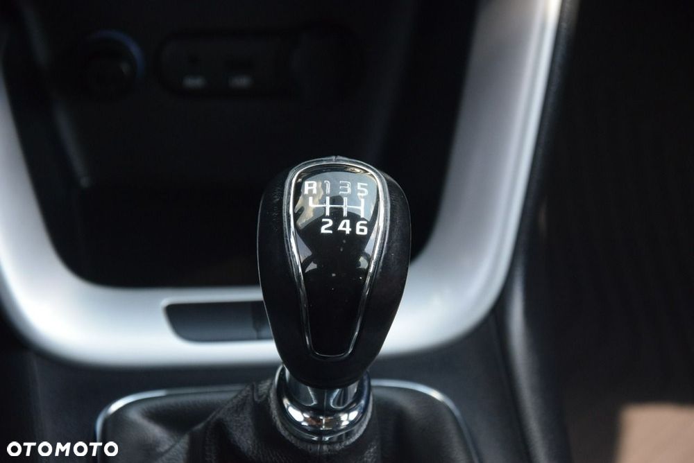 Kia Ceed 1.4 CVVT Vision - 25