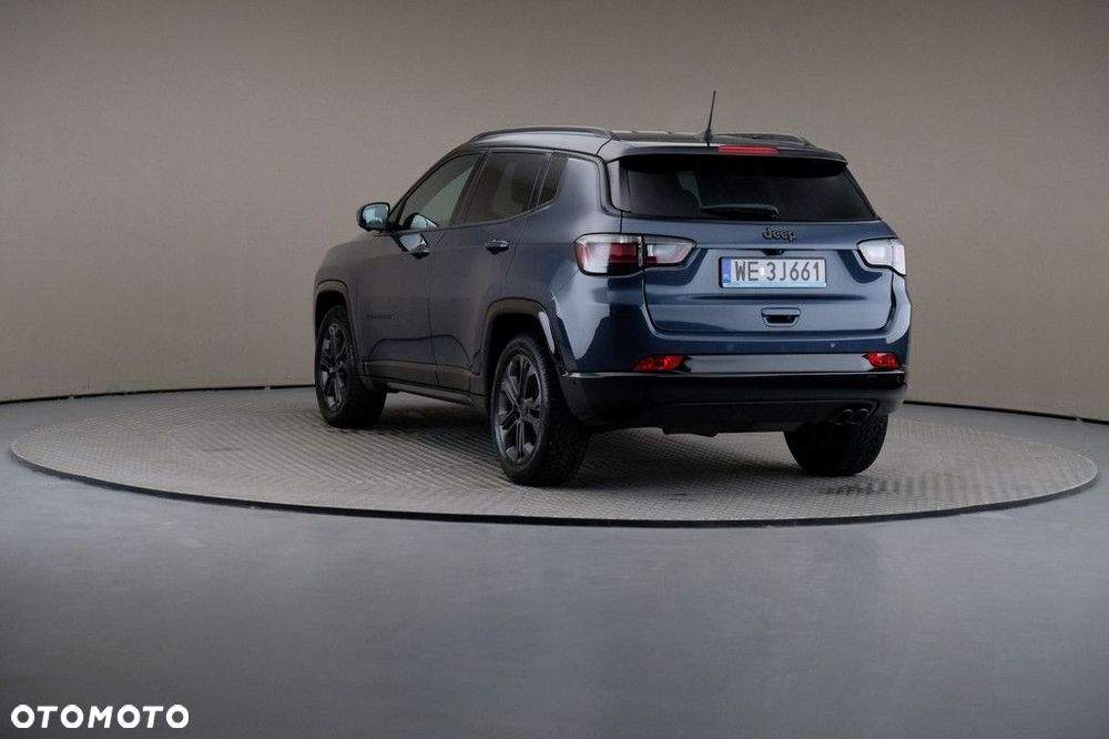 Jeep Compass - 2