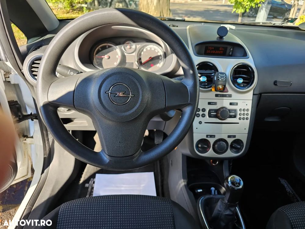 Opel Corsa 1.3 CDTI Enjoy - 11