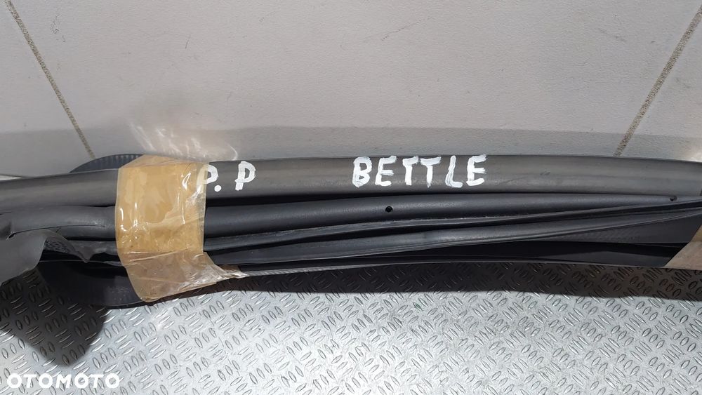 USZCZELKA KAROSERYJNA DRZWI PRAWY PRZÓD VW NEW BEETLE R2012 - 2