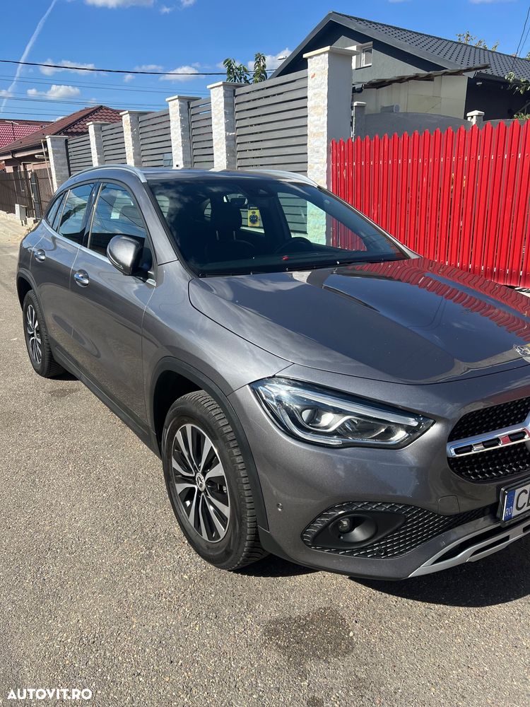 Mercedes-Benz GLA - 2