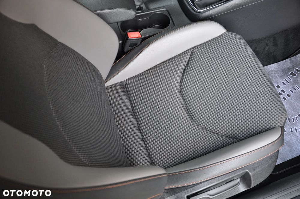 Seat Leon Sportstourer 1.6 TDI Start&Stop X-Perience - 20