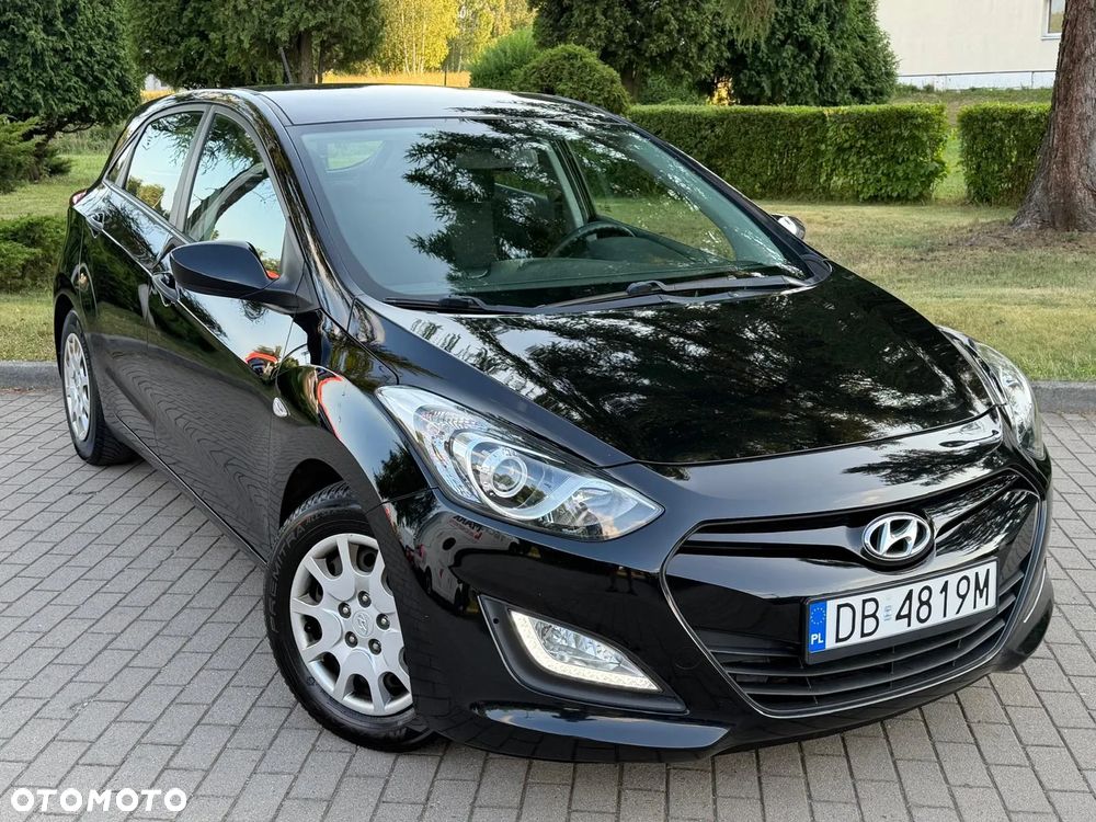Hyundai i30 1.4 Trend - 12
