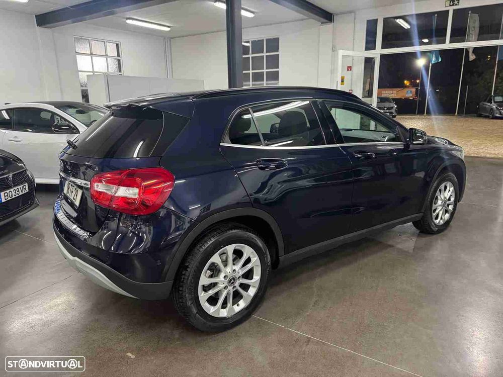 Mercedes-Benz GLA 200 CDi Urban Aut. - 3