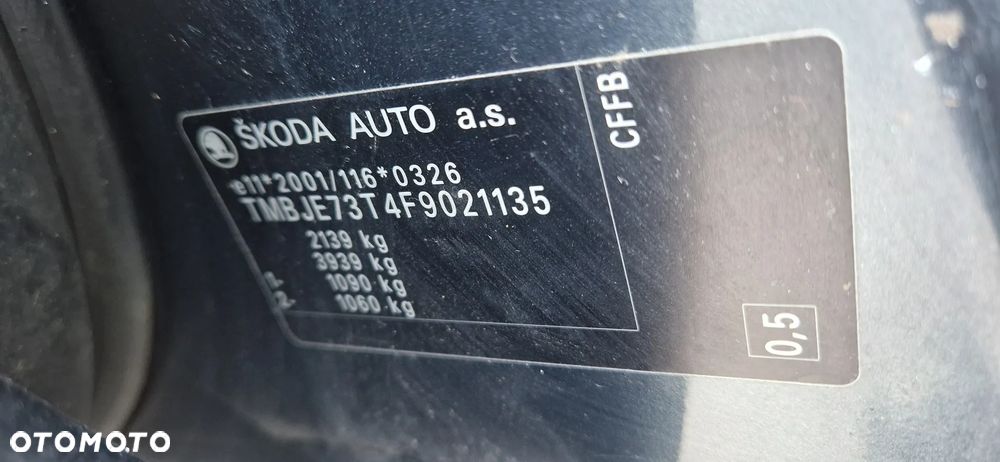 Skoda Superb 2.0 TDI DSG Exclusive - 23