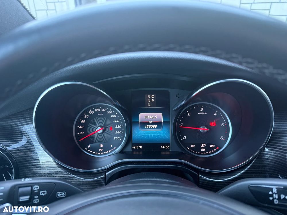 Mercedes-Benz V 300 d Lang 9G-TRONIC Avantgarde Edition 2021 - 13