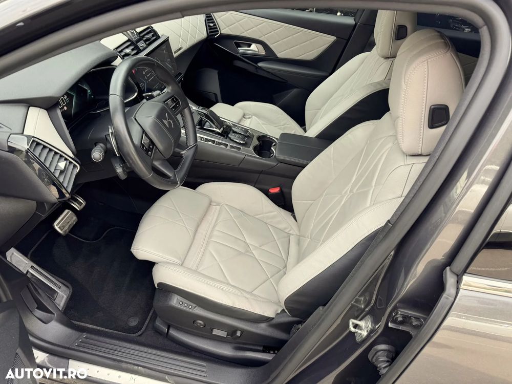 DS Automobiles DS 7 Crossback - 26