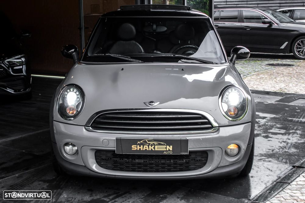 MINI 3 Portas Cooper D - 7