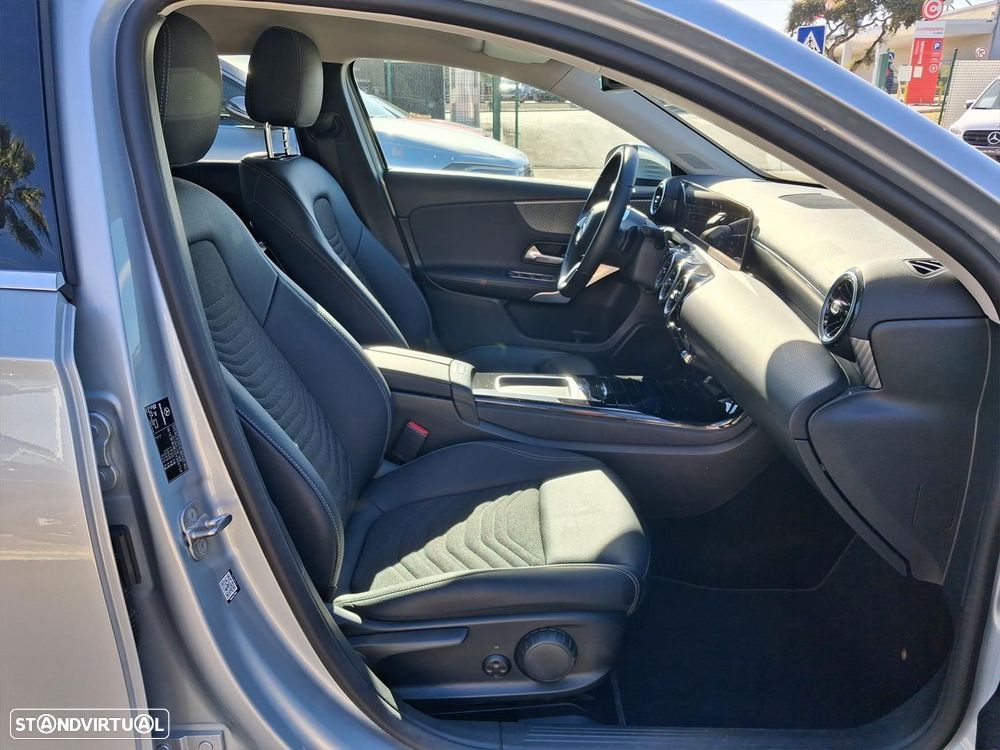 Mercedes-Benz A 200 Standard - 13