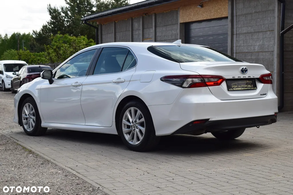 Toyota Camry 2.5 Hybrid Comfort CVT - 12
