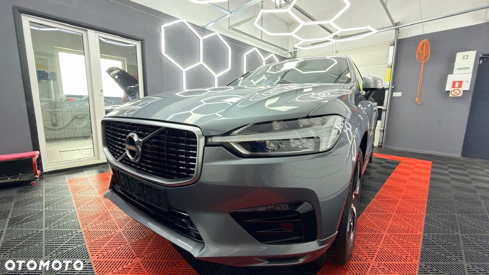 Volvo XC 60 D4 R-Design - 3