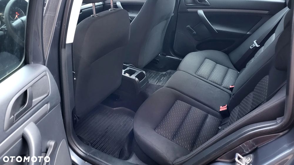 Skoda Octavia 1.6 Tour Business - 6