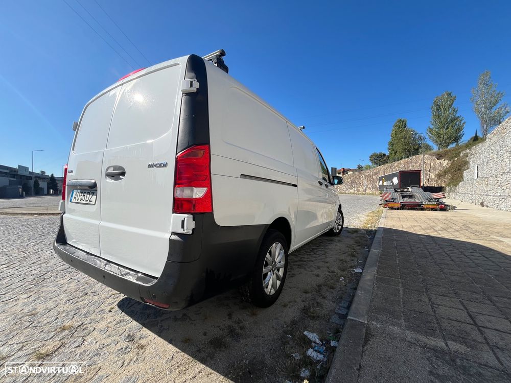 Mercedes-Benz 111 Longa W447 - 3