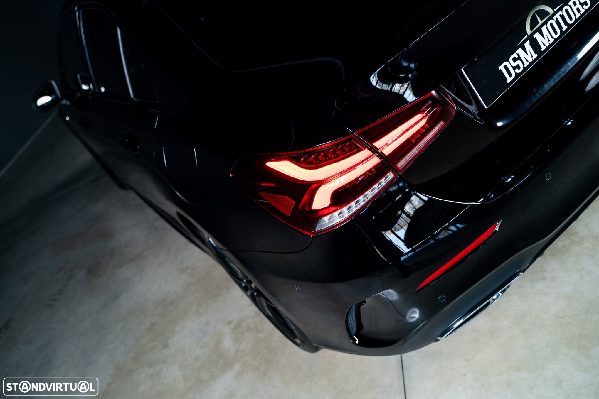 Mercedes-Benz A 250 Limousine e AMG Line - 9