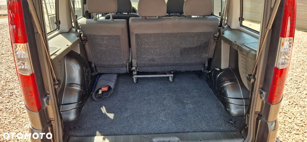 Fiat Doblo 1.9 JTD Family - 19