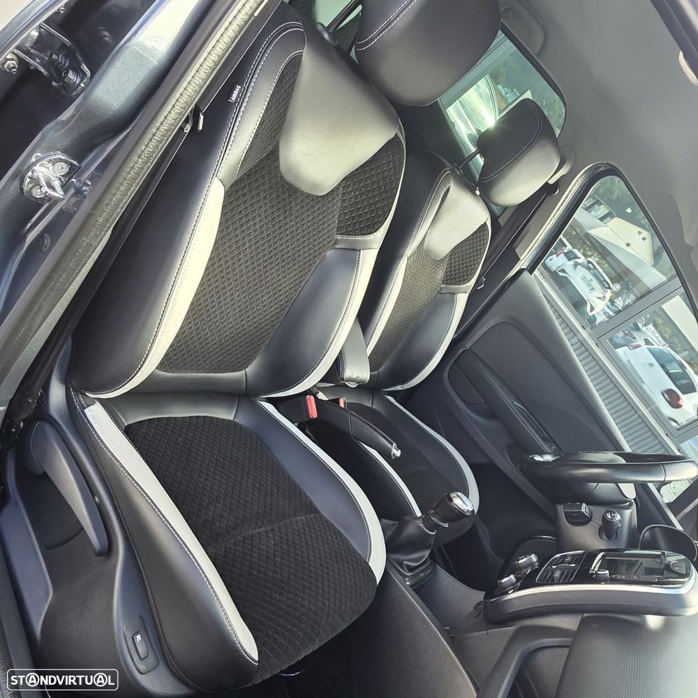 Renault Clio 1.2 TCe GT Line - 29