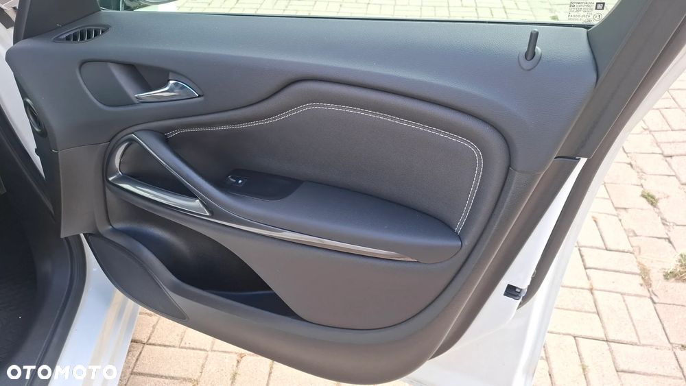 Opel Zafira Tourer 2.0 CDTI Automatik Business Edition - 11