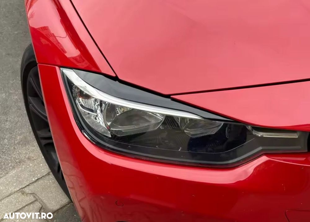 Set-Pleoape-Far-Bmw-Seria-3-F30-318-320-330-d-Negru-Lucios - 2