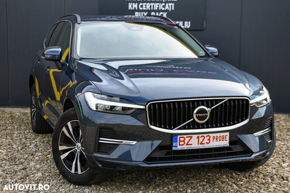 Volvo XC 60 B4 MHEV AT8 FWD Momentum - 32